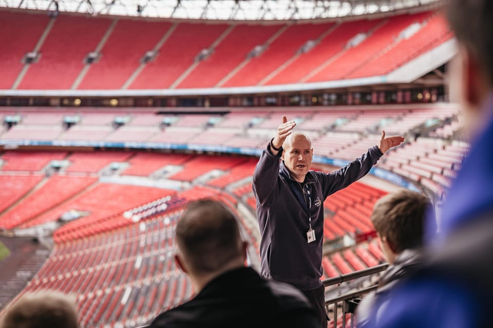 Londres: tour guiado por el estadio de Wembley - Foto 4
