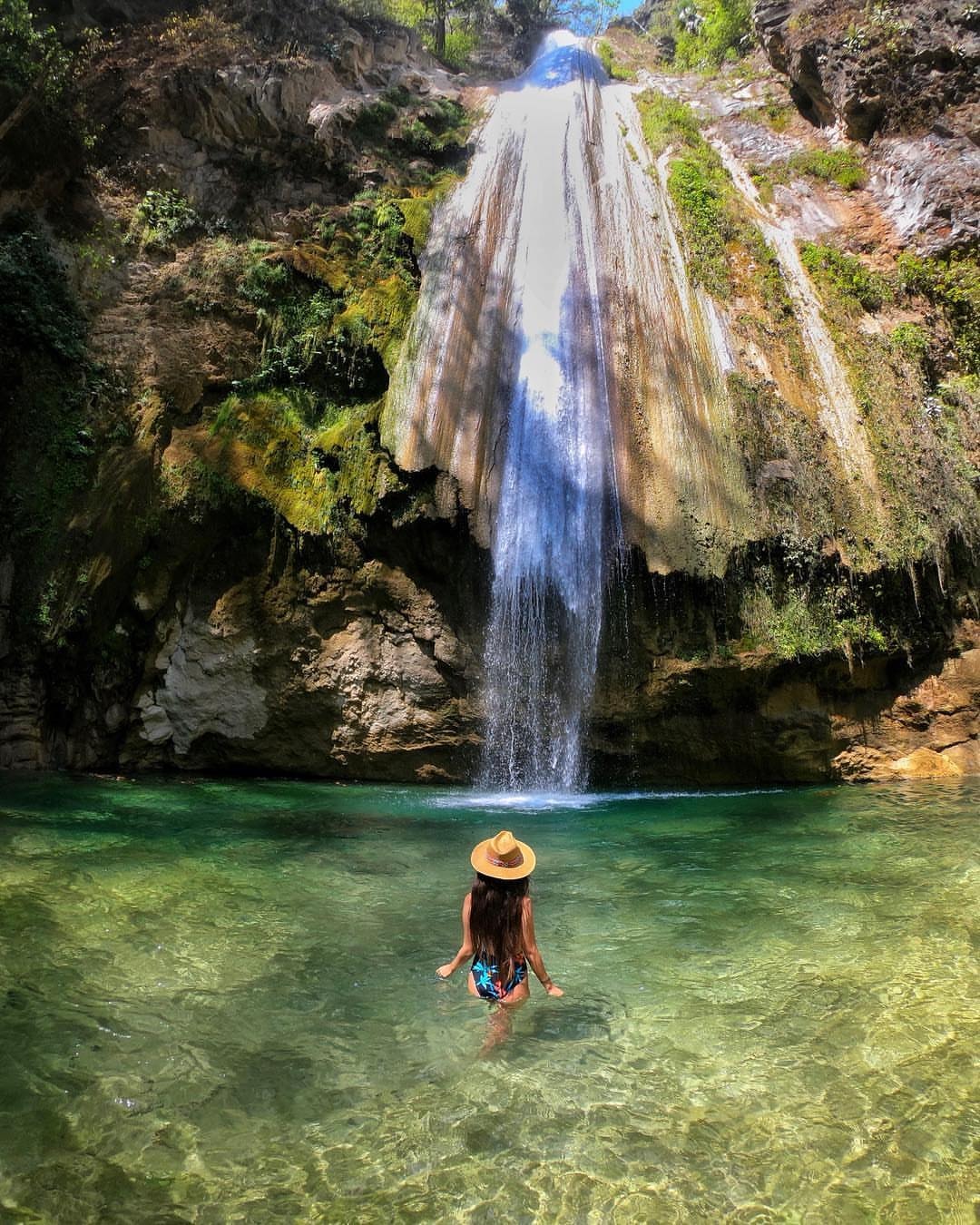 Cascadas Aconco en el Cañón