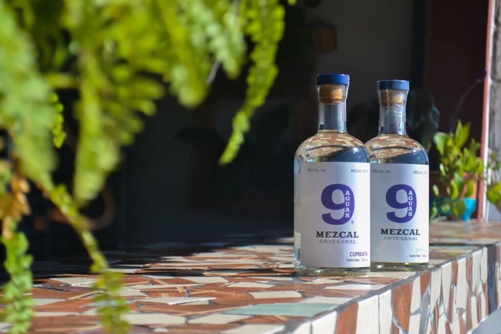 Mezcal 9 Aguas & Alambiques de Cobre